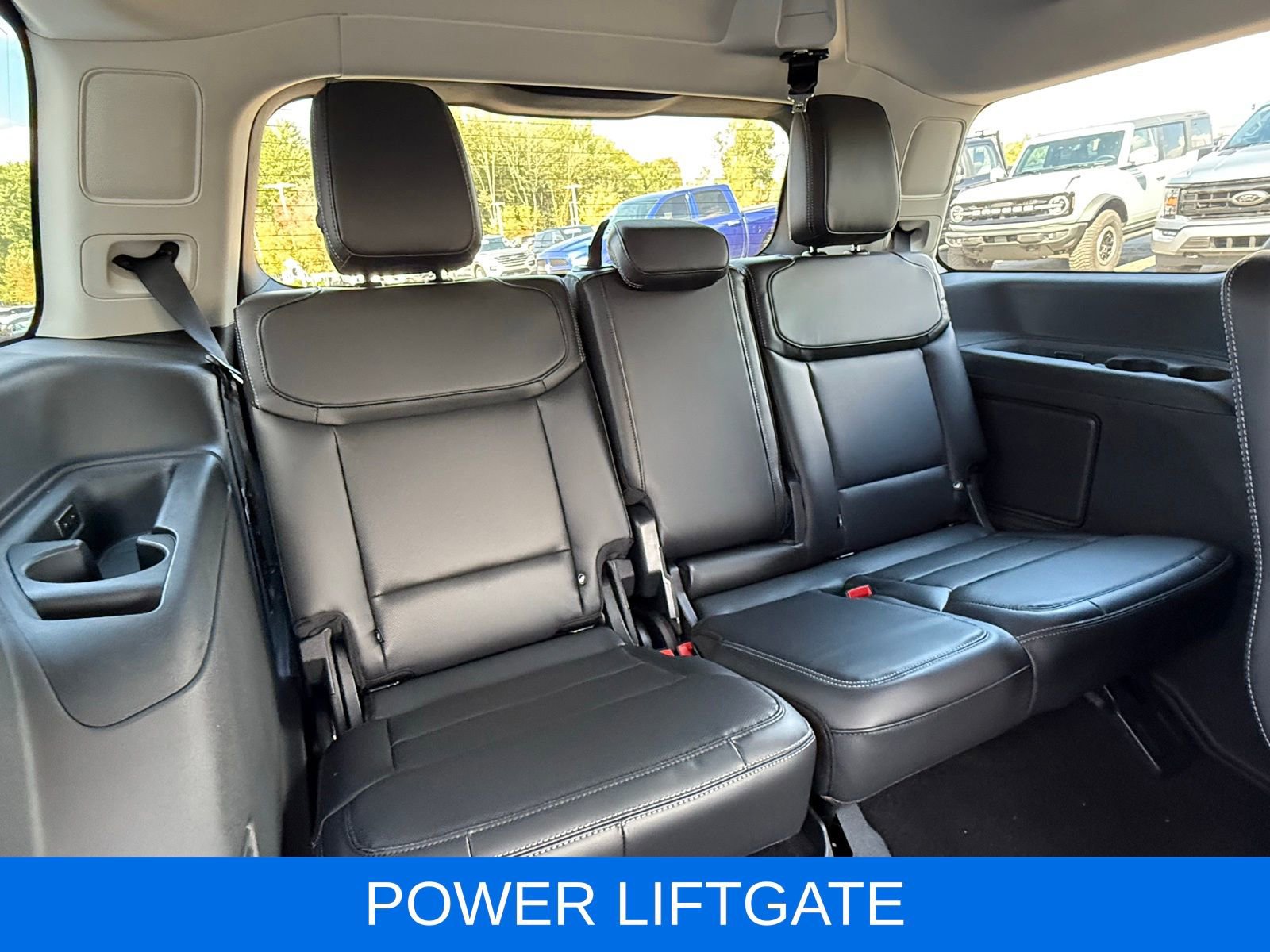 Used 2025 Ford Expedition Max Platinum image 23