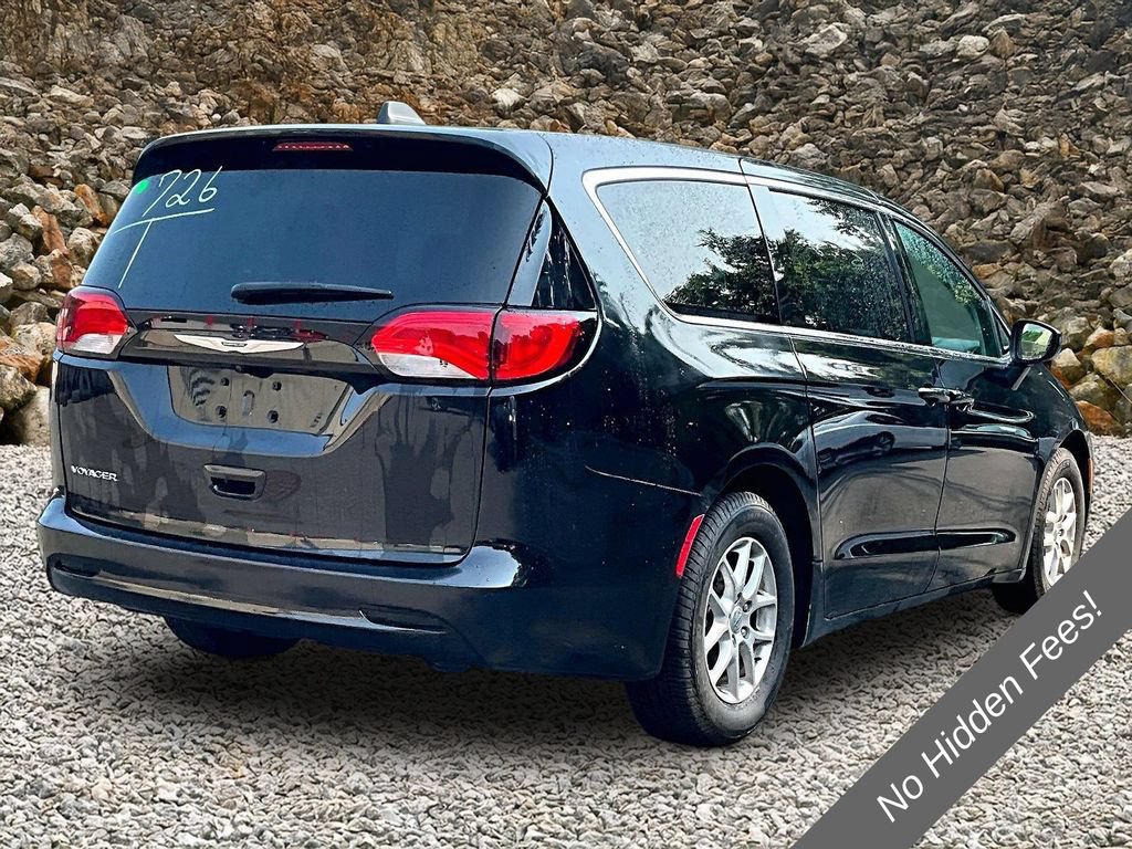 Used 2024 Chrysler Voyager LX FWD image 2