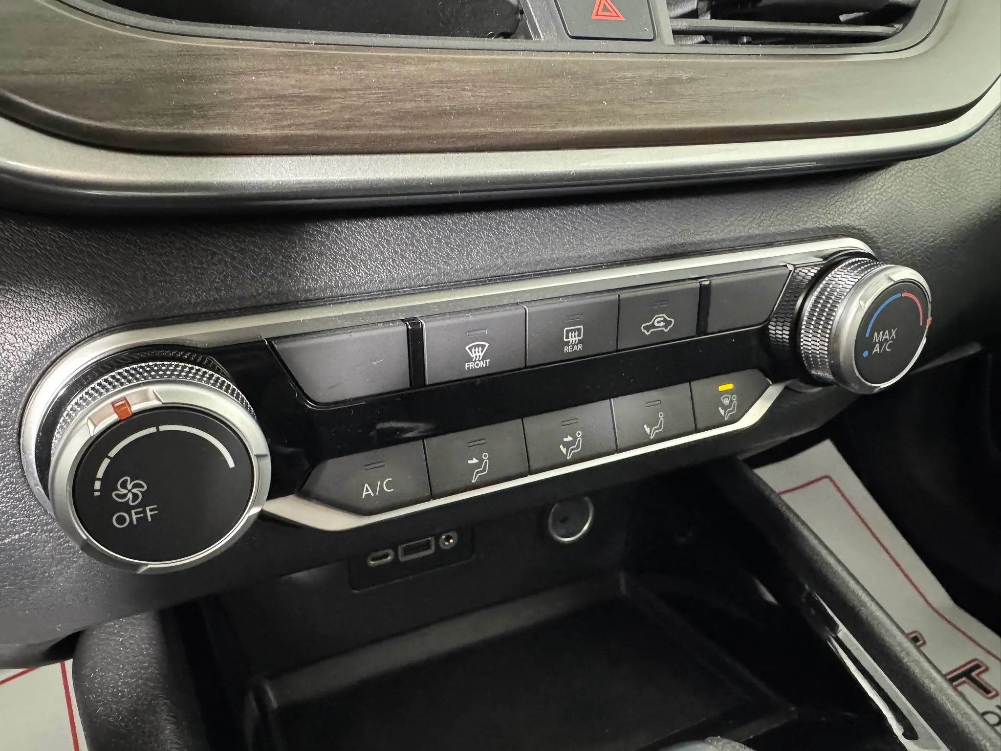 Used 2024 Nissan Altima 2.5 SV FWD image 21