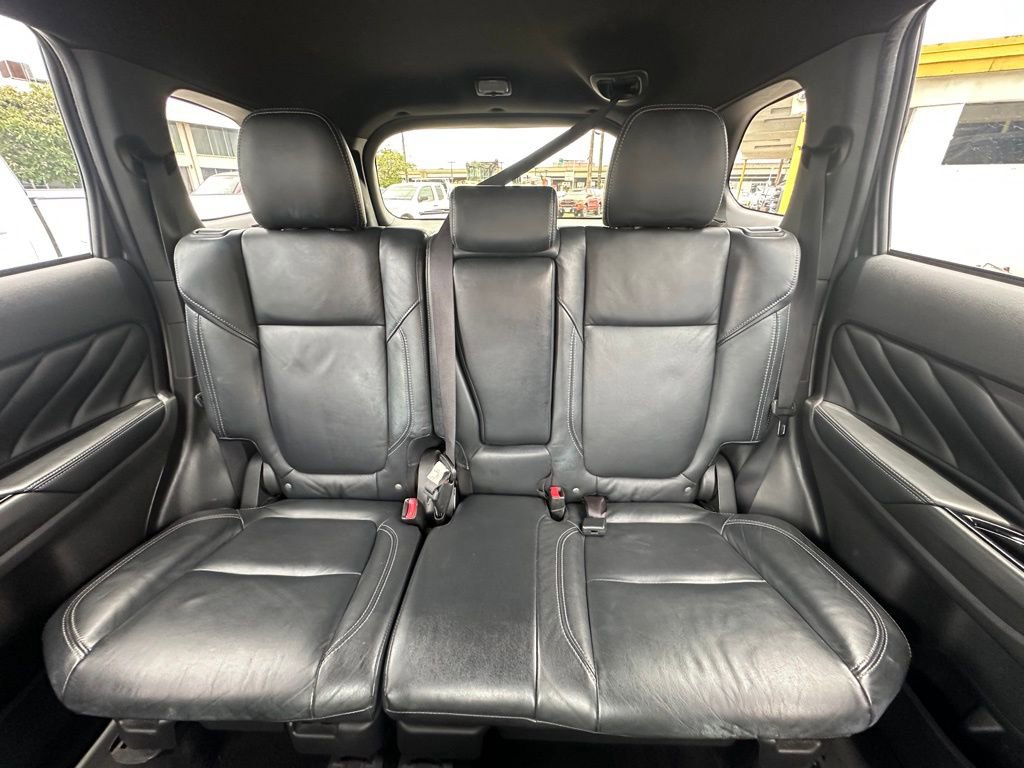 Used 2022 Mitsubishi Outlander SEL image 16