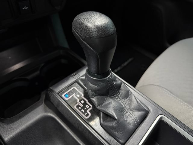 Used 2023 Toyota Tacoma SR AWD/4WD image 23