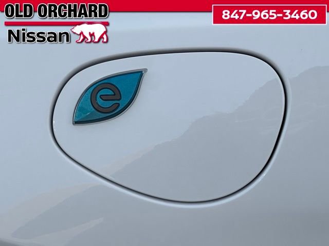 Used 2024 Chrysler Pacifica Limited FWD image 10