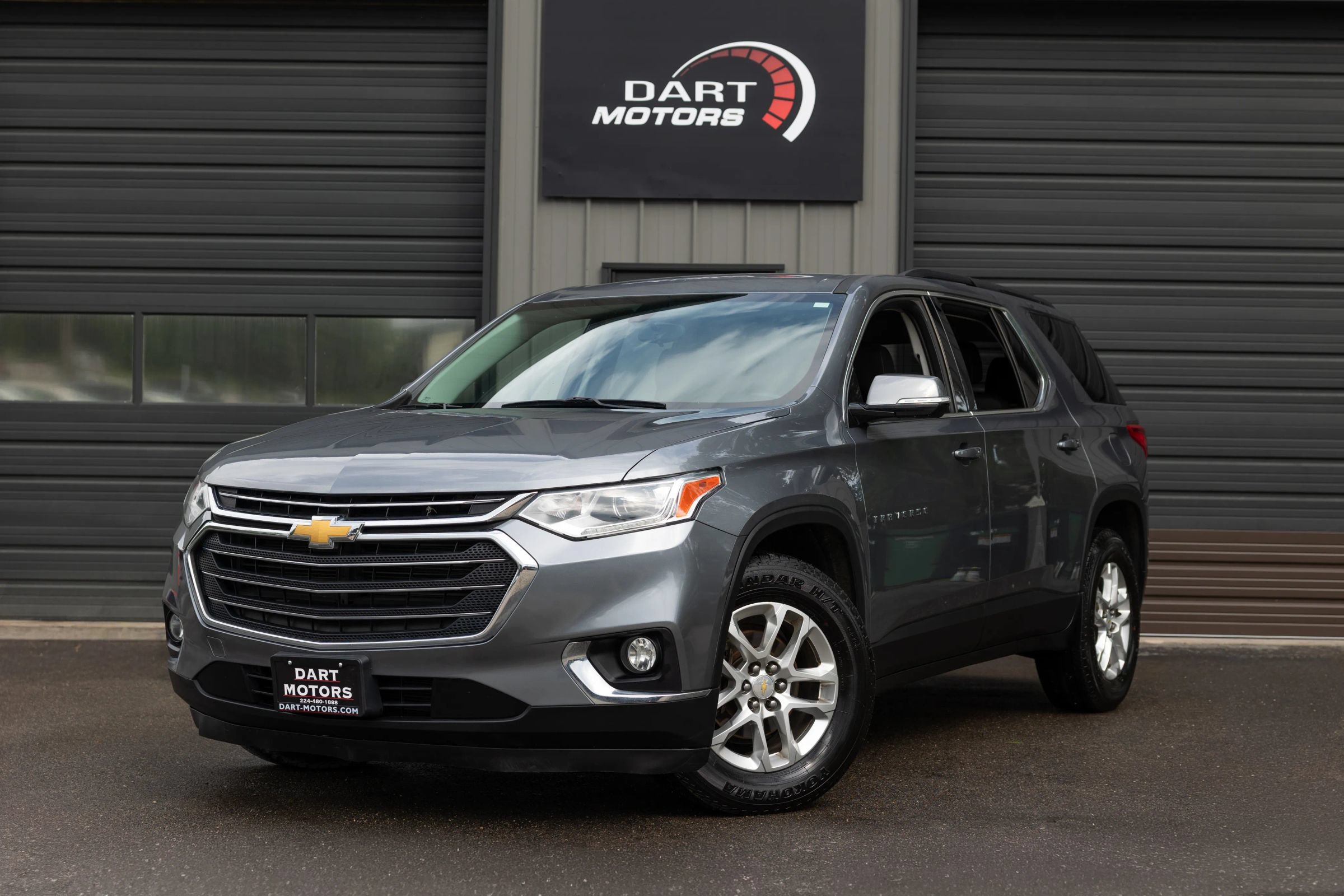 Used 2019 Chevrolet Traverse LT w/ LPO, Floor Liner Package AWD/4WD image 3