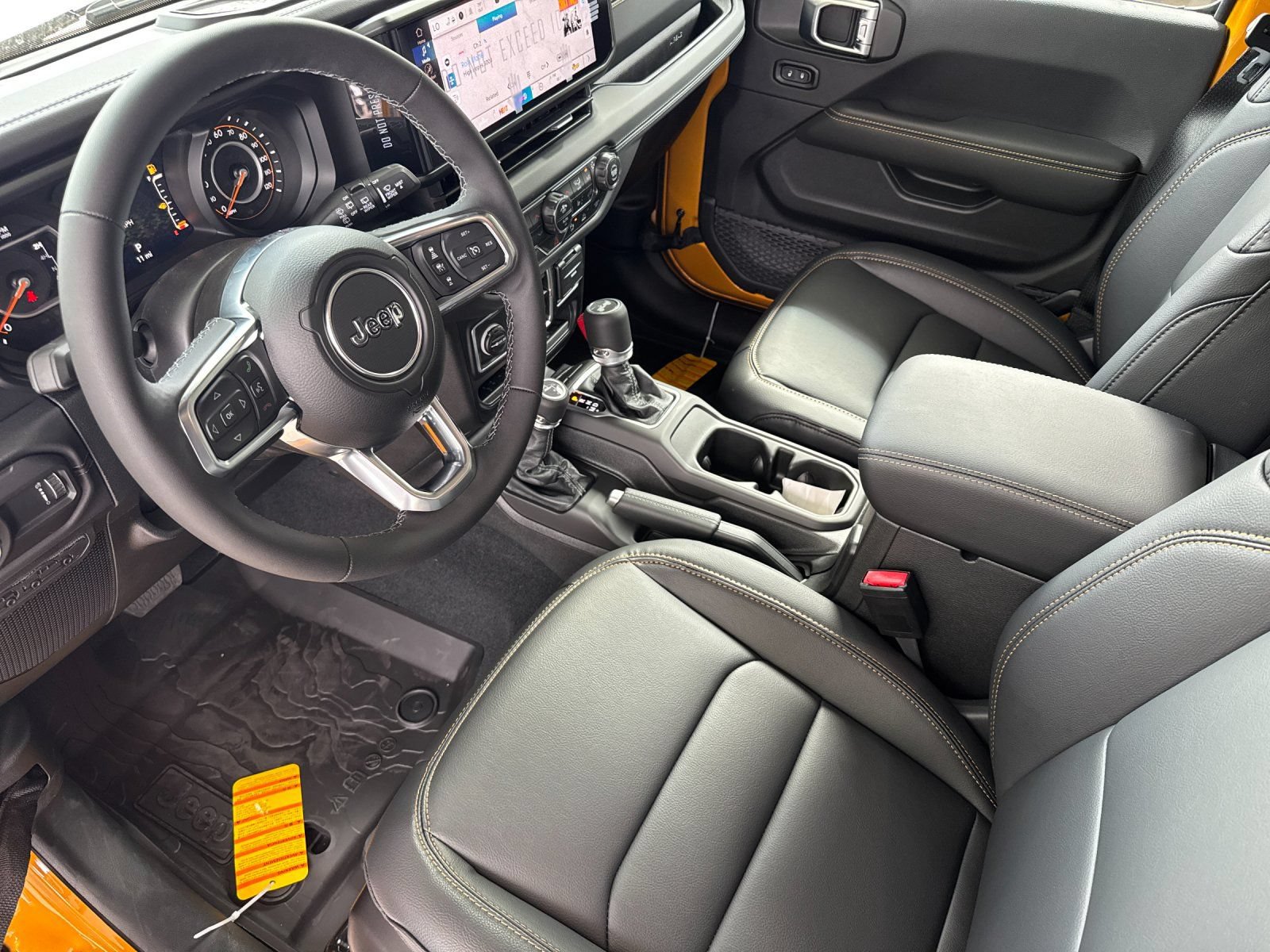 New 2026 Jeep Wrangler Unlimited Sahara AWD/4WD image 10
