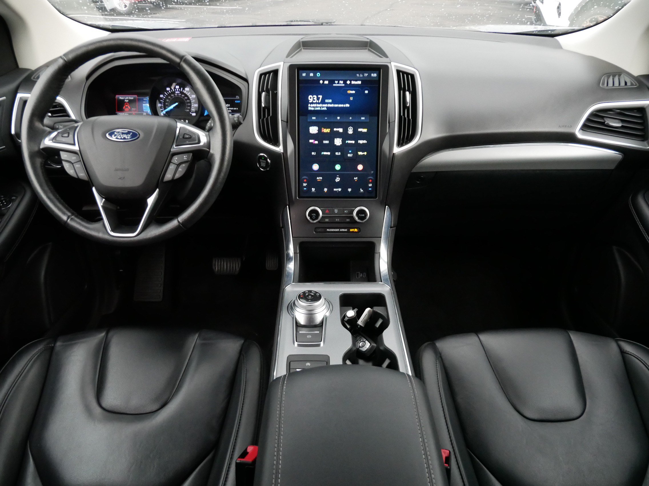Used 2022 Ford Edge Titanium AWD/4WD image 10