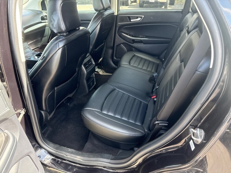 Used 2020 Ford Edge SEL AWD/4WD image 17