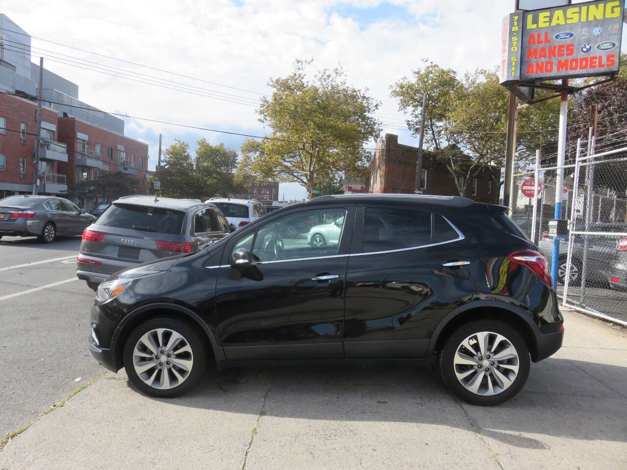 Used 2019 Buick Encore Preferred image 6