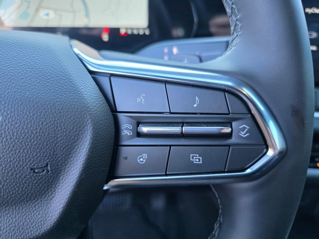 New 2026 Chevrolet Equinox LT AWD/4WD image 17