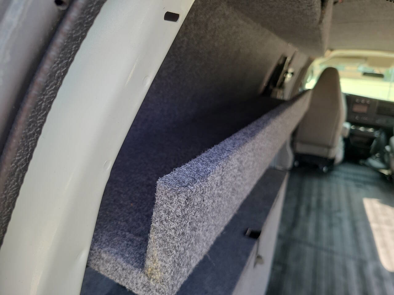 Used 2018 Chevrolet Express 2500 2500 3dr Extended Cargo Van image 38