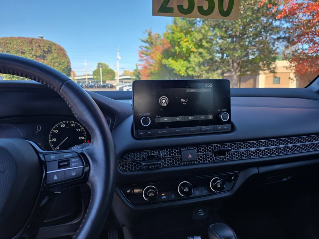 Certified 2024 Honda HR-V Sport image 21