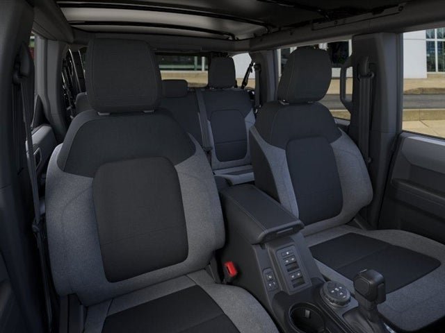 New 2025 Ford Bronco 4-Door AWD/4WD image 60