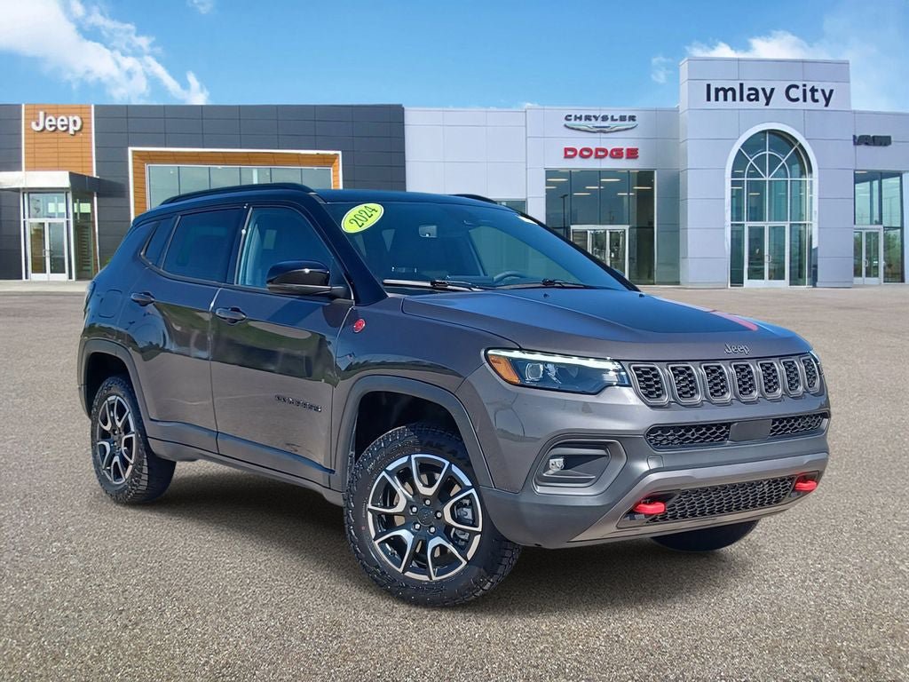 Used 2024 Jeep Compass Trailhawk w/ Trailhawk Elite Group AWD/4WD image 1