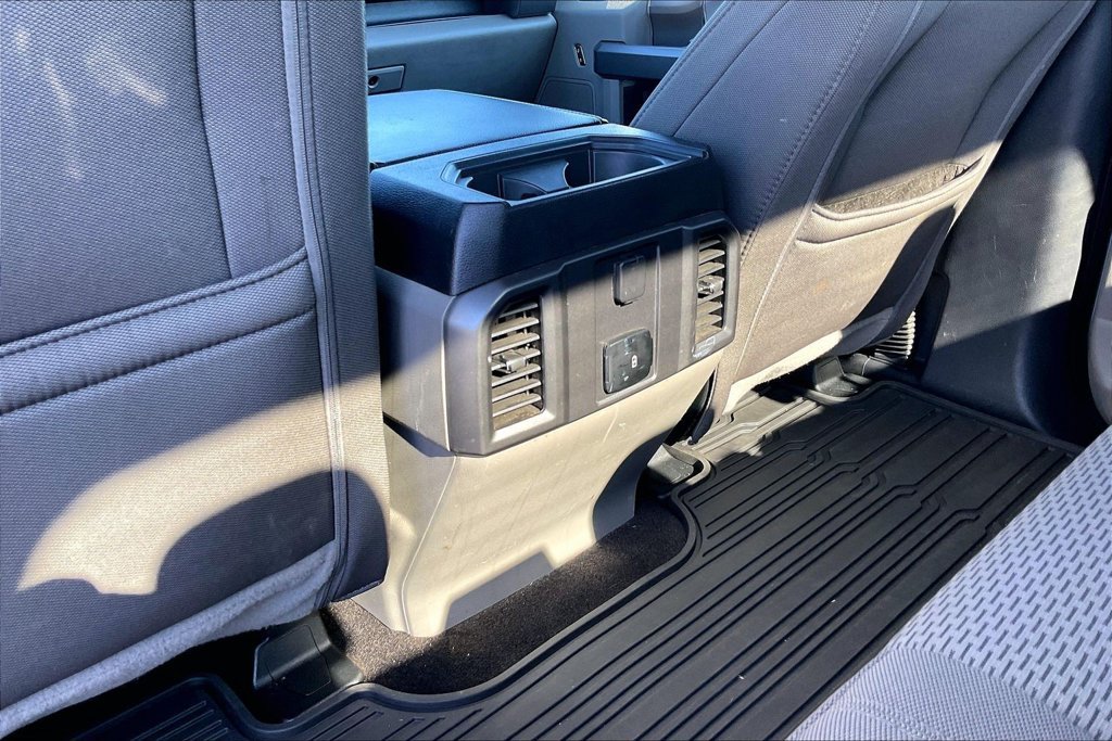 Used 2018 Ford F150 XLT w/ Equipment Group 302A Luxury AWD/4WD image 12