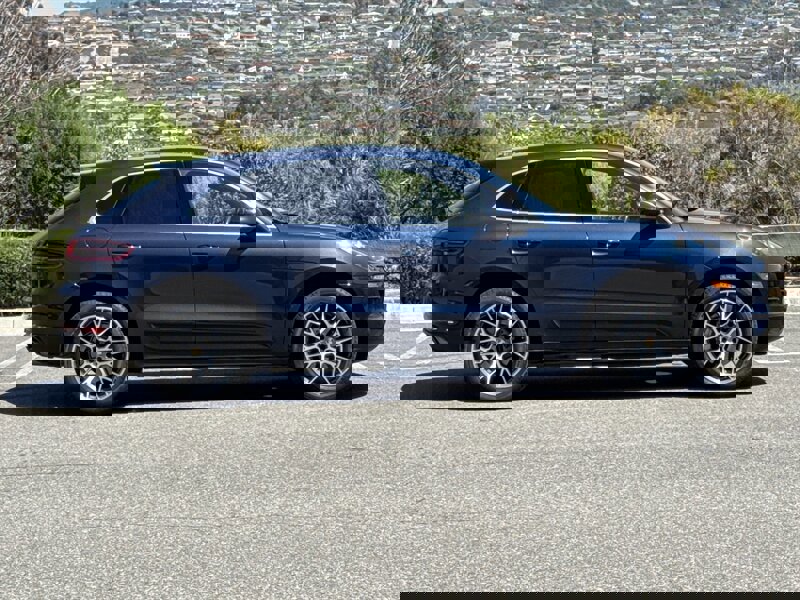 Used 2016 Porsche Macan S image 10