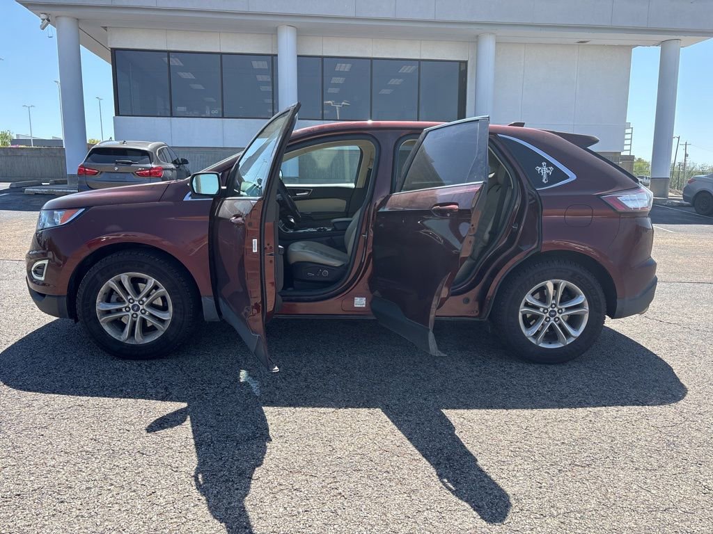 Used 2016 Ford Edge SEL w/ Equipment Group 201A FWD image 4