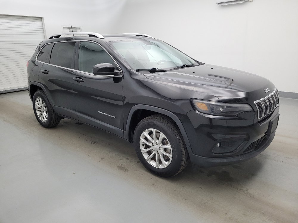 Used 2019 Jeep Cherokee Latitude w/ Cold Weather Group AWD/4WD image 11