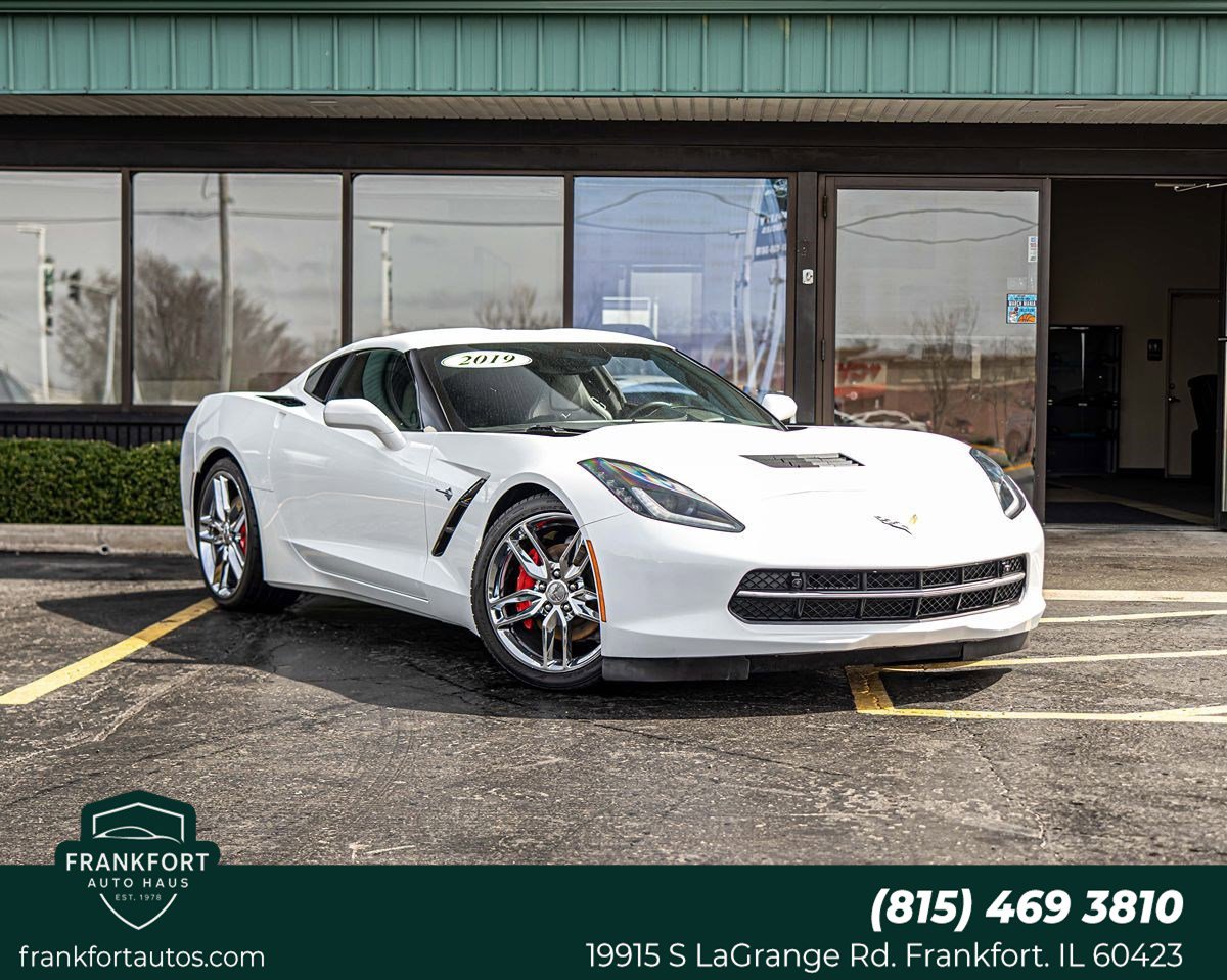 Used 2019 Chevrolet Corvette Stingray Coupe w/ 2LT Preferred Equipment Group image 1