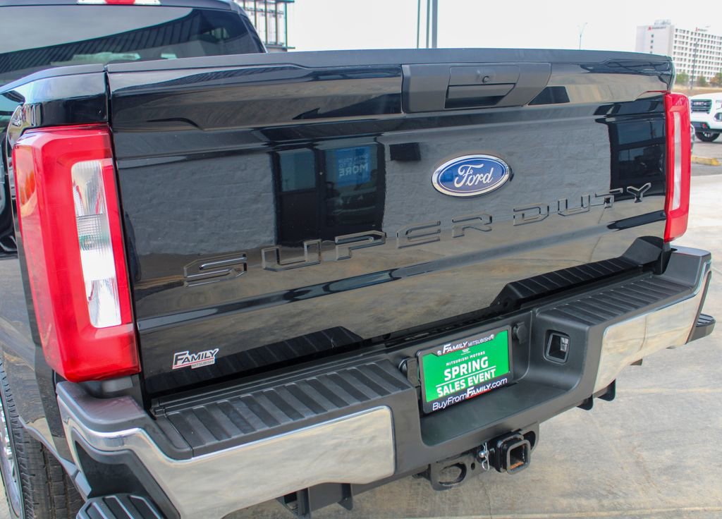 Used 2025 Ford F250 XLT image 25