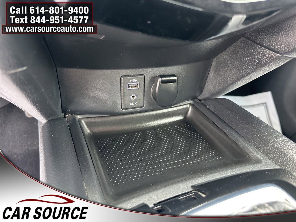 Used 2017 Nissan Rogue SV image 21