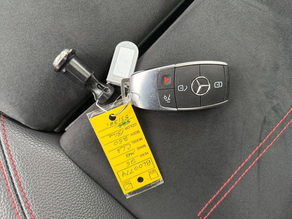 Used 2025 Mercedes-Benz CLA 250 4MATIC image 15