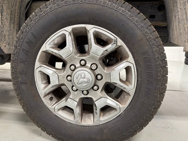 Used 2016 RAM 2500 Limited AWD/4WD image 11