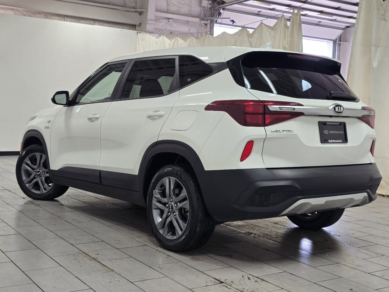 Used 2021 Kia Seltos LX image 13