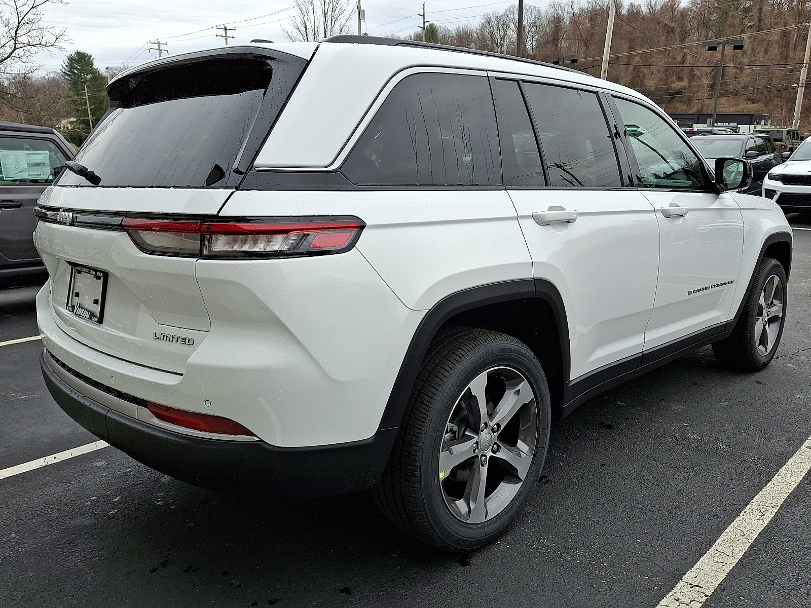New 2026 Jeep Grand Cherokee Limited w/ Trailer Tow Package image 3