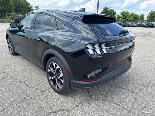 Used 2024 Ford Mustang Mach-E Select AWD/4WD image 5
