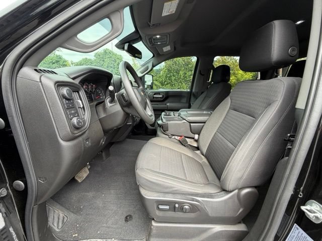 Used 2022 Chevrolet Silverado 2500 Custom w/ Custom Convenience Package AWD/4WD image 5