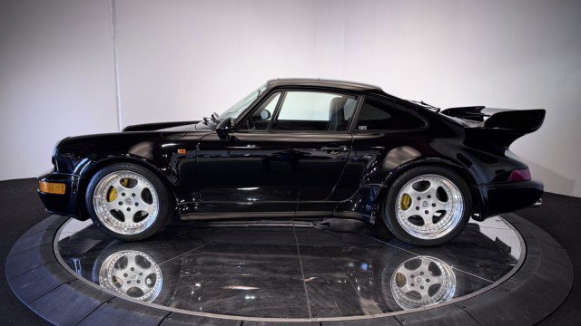 Used 1990 Porsche 911 image 19