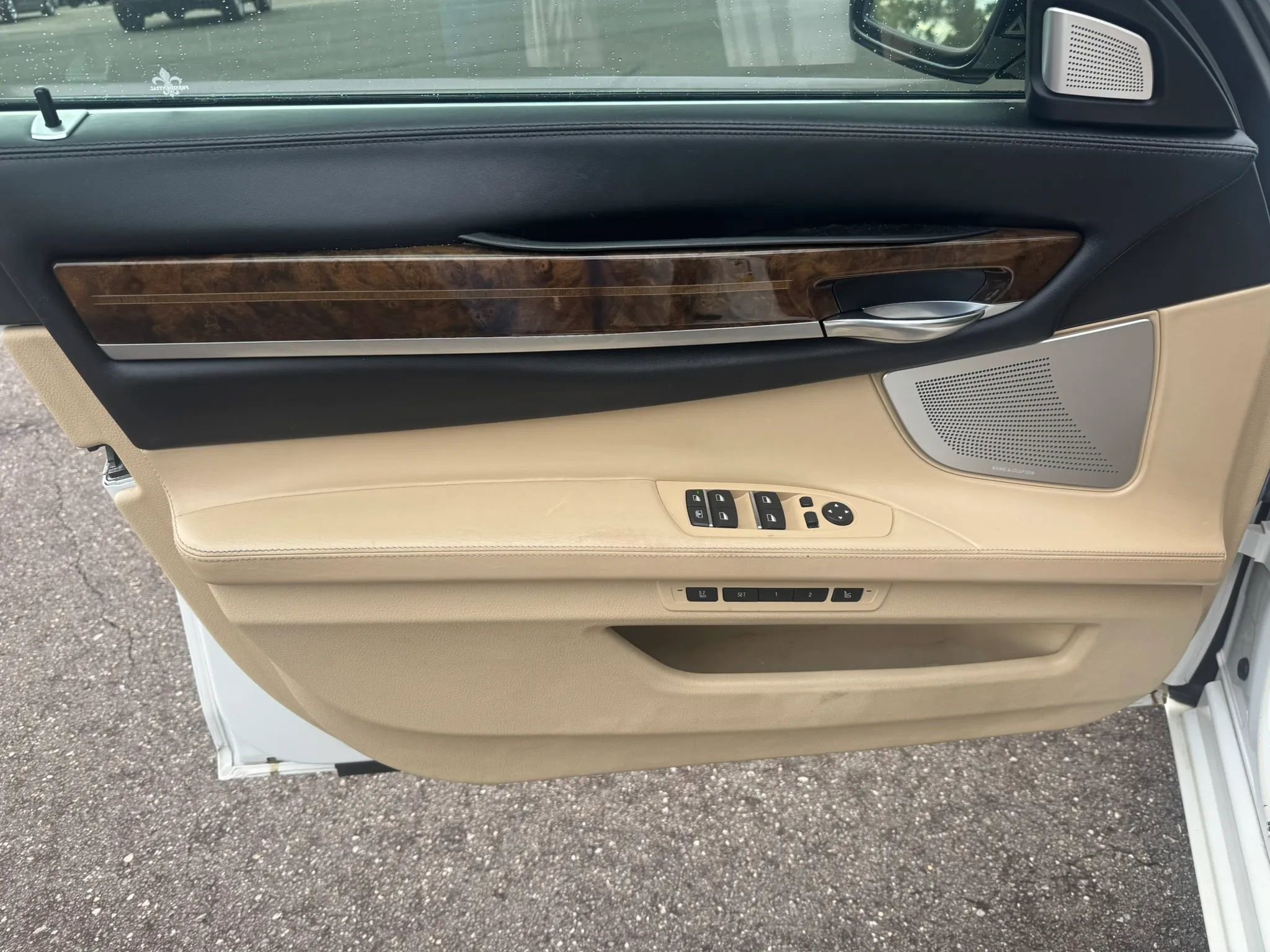 Used 2015 BMW 750Li RWD image 20
