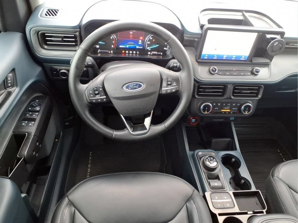 Used 2024 Ford Maverick Lariat w/ Black Appearance Package AWD/4WD image 17