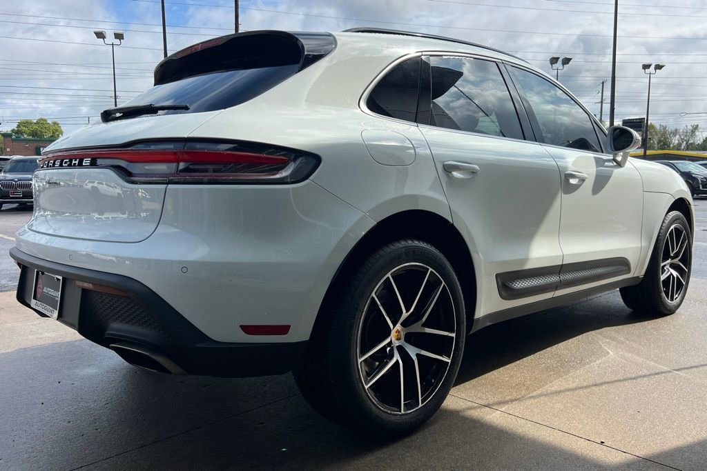 Used 2022 Porsche Macan image 8