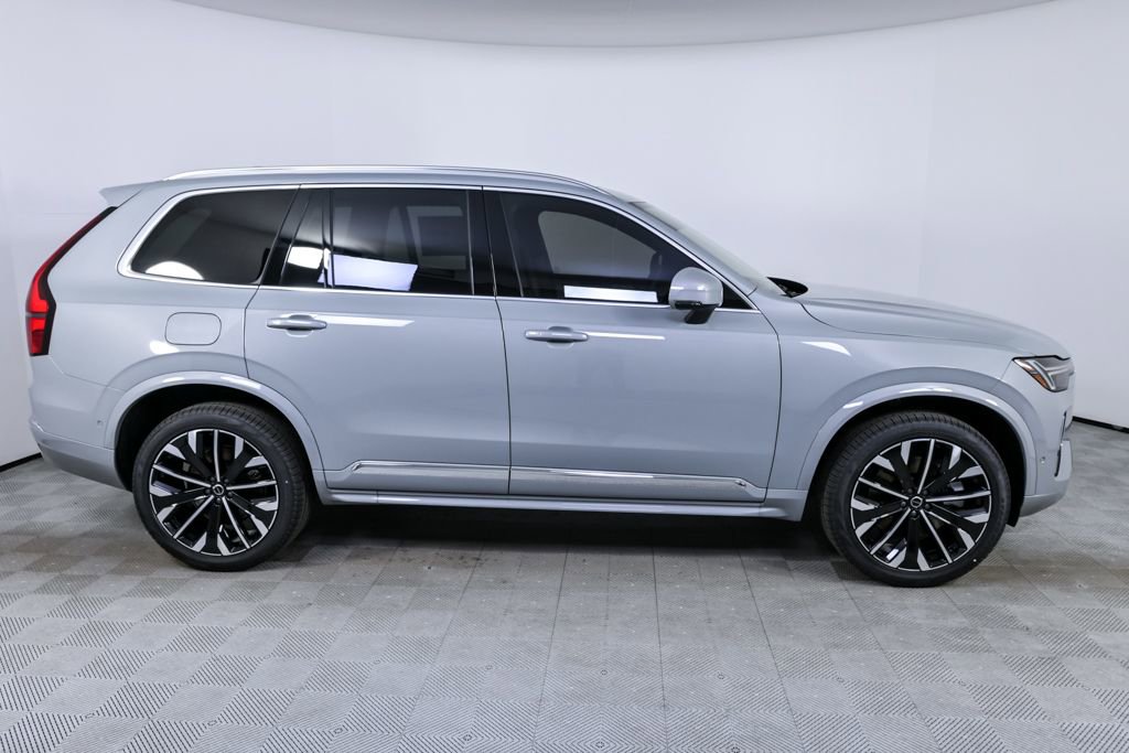 New 2026 Volvo XC90 T8 Plus w/ Protection Package image 28