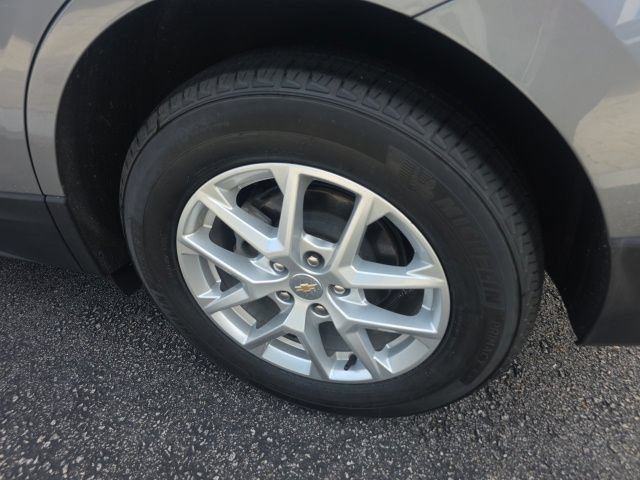 Used 2024 Chevrolet Equinox LS FWD image 11