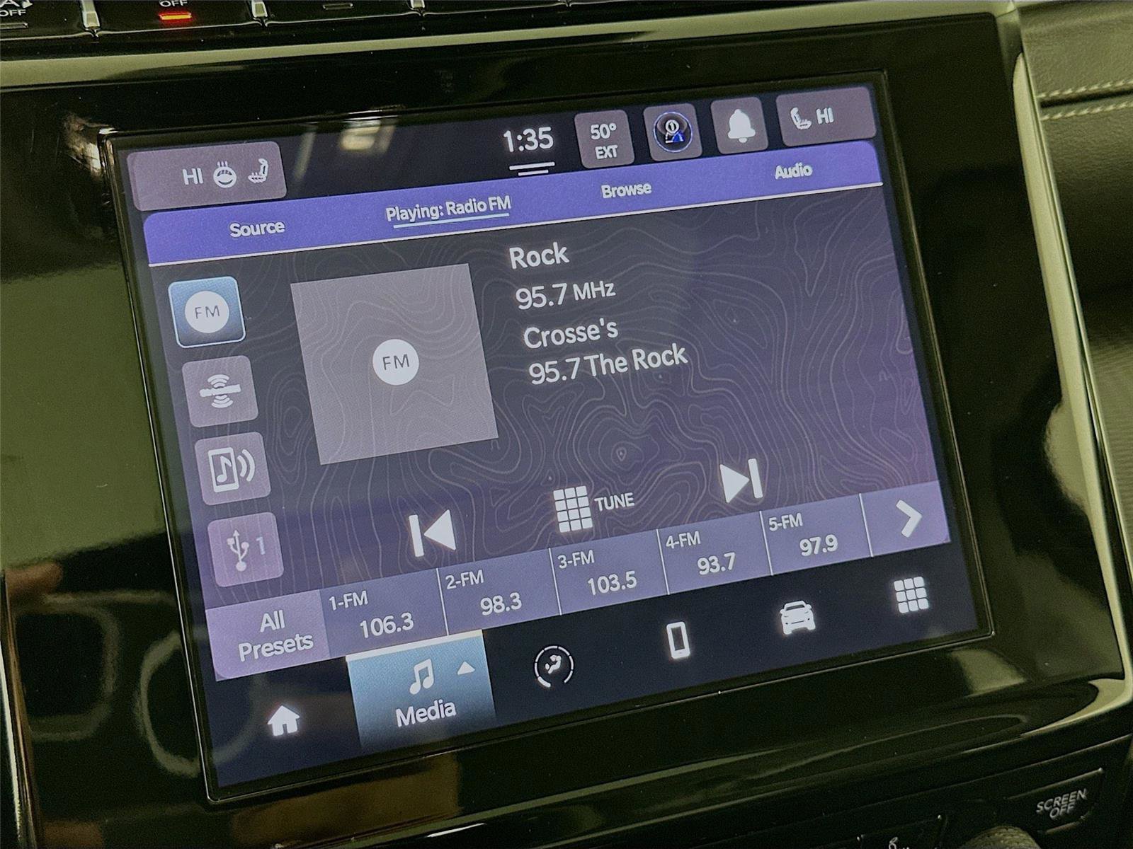 Used 2023 Jeep Grand Cherokee Laredo w/ Luxury Tech Group I image 7