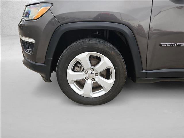 Used 2019 Jeep Compass Latitude w/ Cold Weather Group image 24
