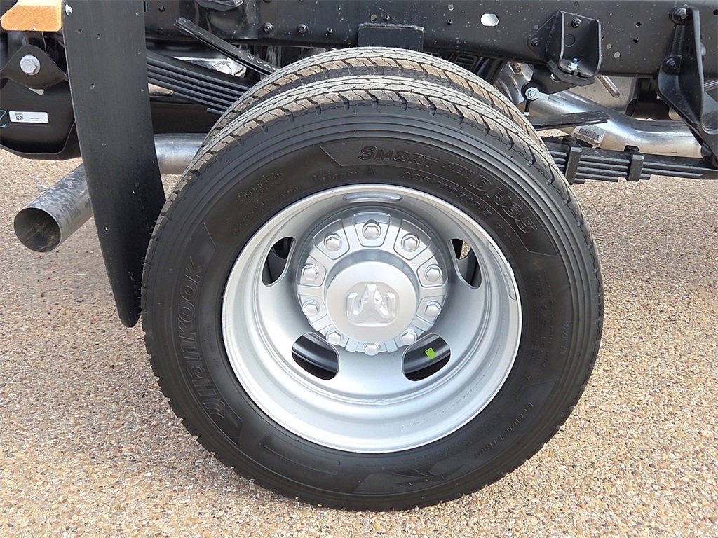 New 2026 RAM 5500 Tradesman w/ Chrome Appearance Group image 10