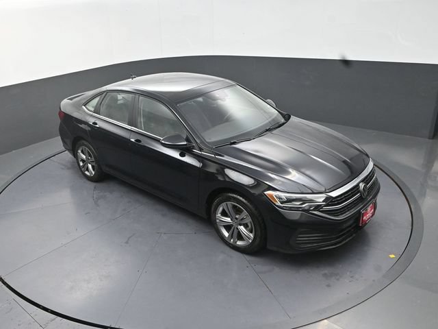 Used 2024 Volkswagen Jetta SE FWD image 23