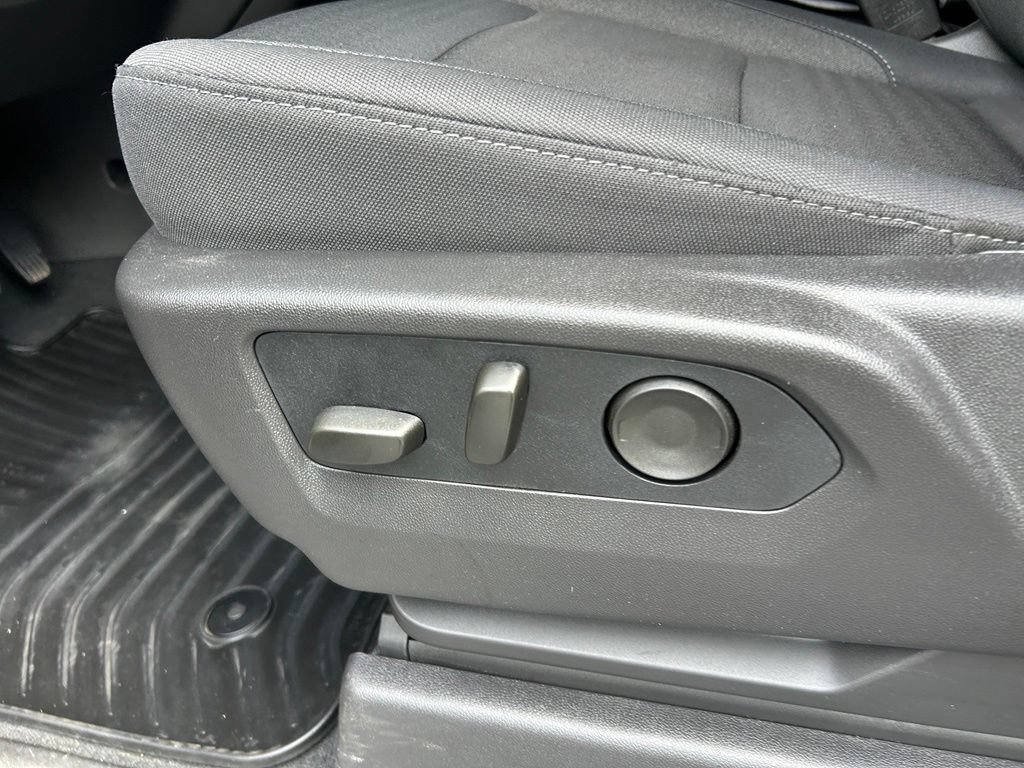 Used 2025 Chevrolet Silverado 1500 Custom Trail Boss AWD/4WD image 44