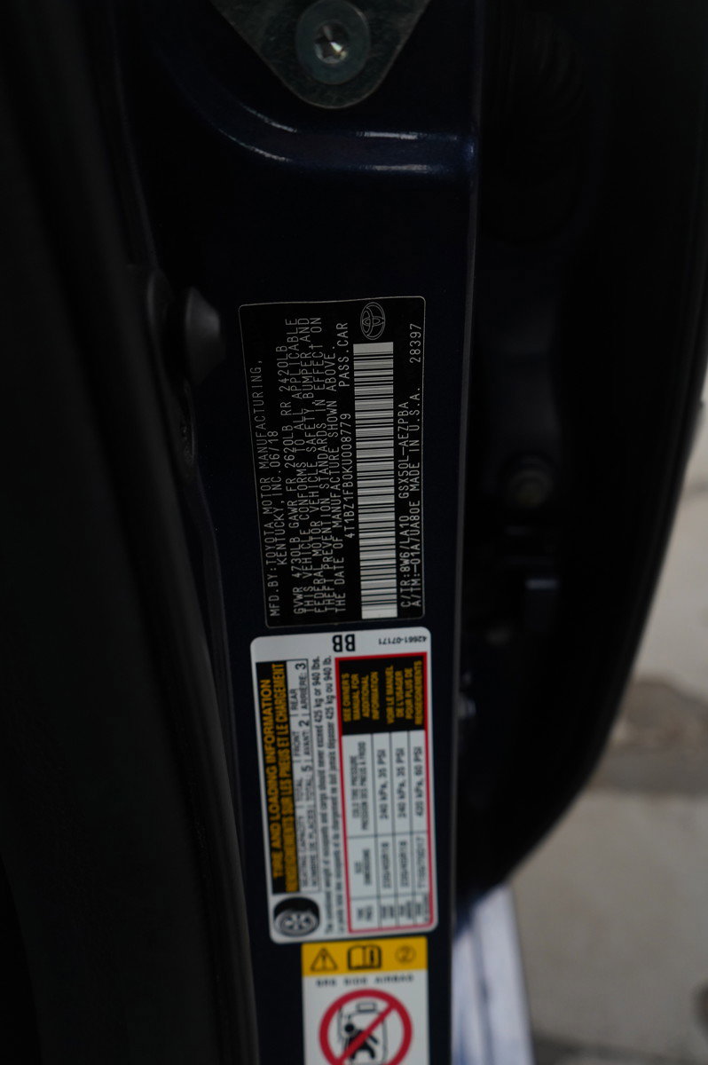 Used 2019 Toyota Avalon Limited image 22