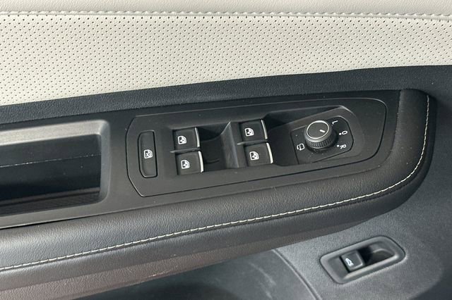 Certified 2024 Volkswagen Atlas Cross Sport SEL Premium R-Line image 14