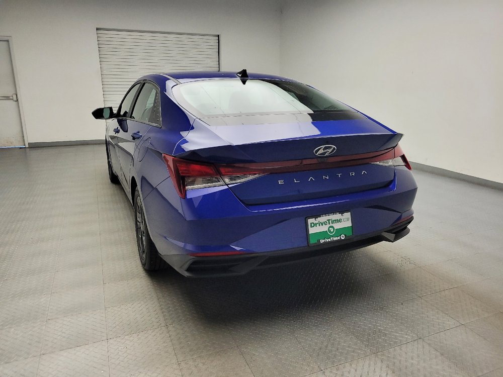 Used 2021 Hyundai Elantra SEL w/ Cargo Package FWD image 6