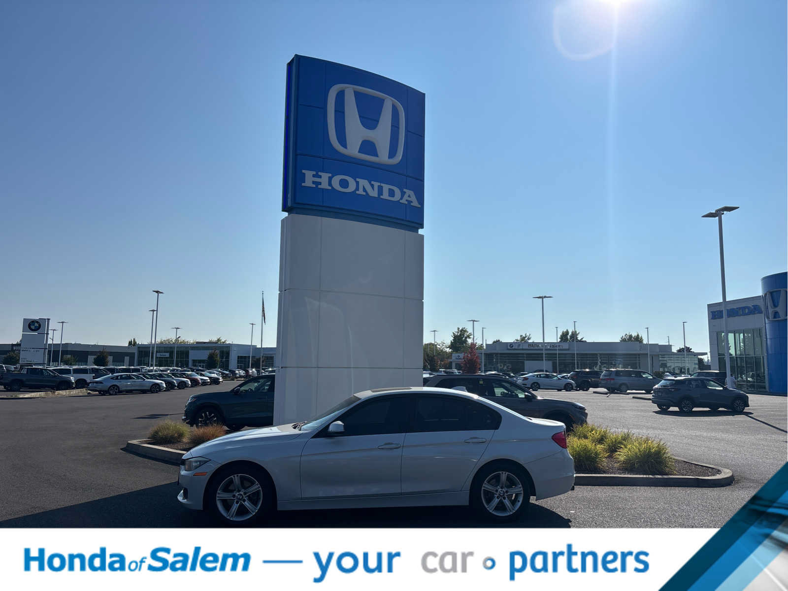Used 2012 BMW 328i Sedan RWD image 3