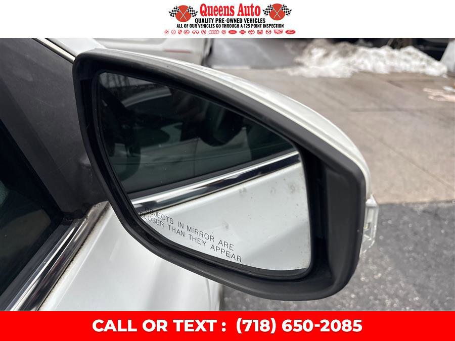 Used 2014 Nissan Sentra SL w/ Premium Package image 29