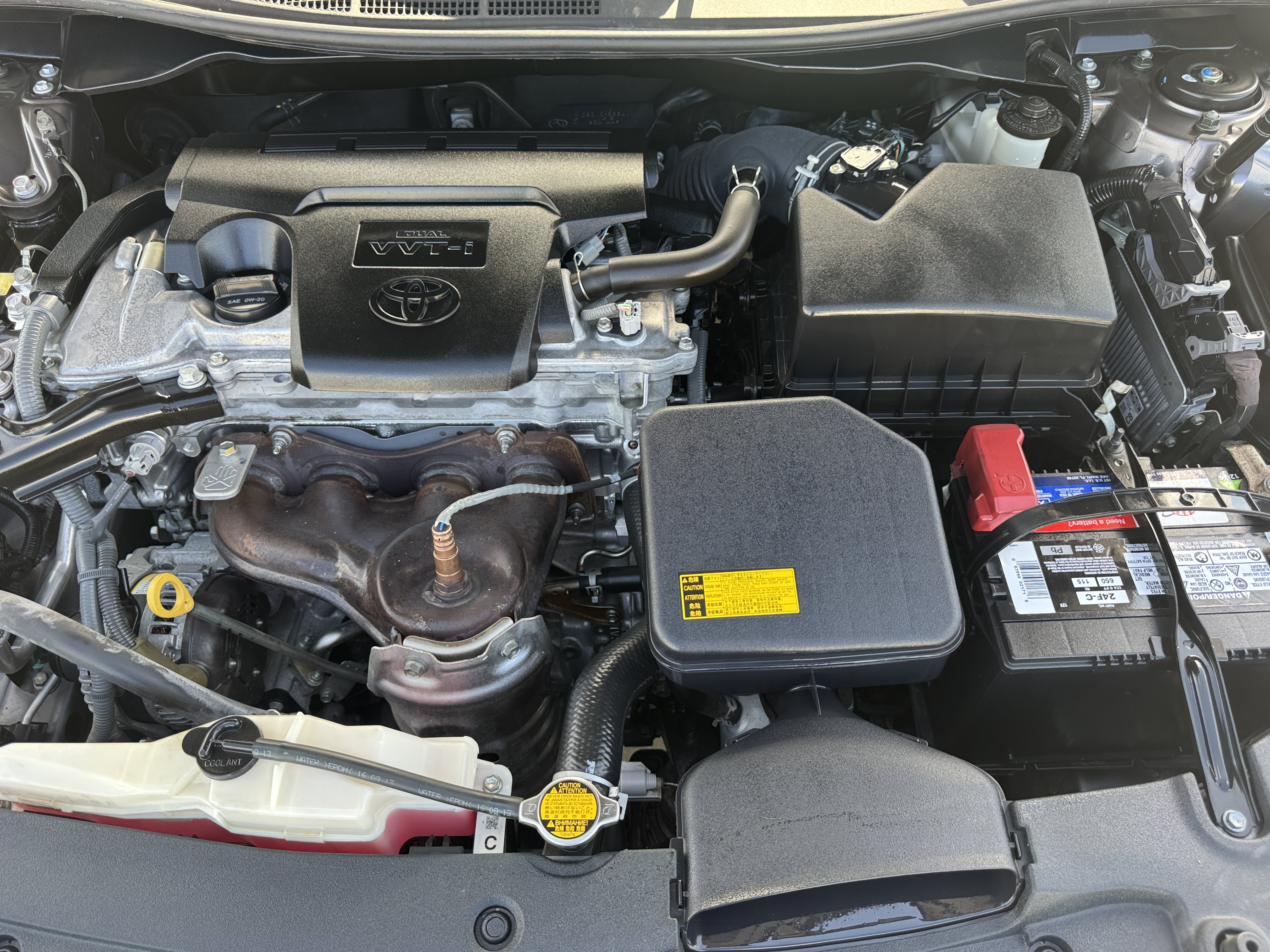 Used 2014 Toyota Camry LE FWD image 32
