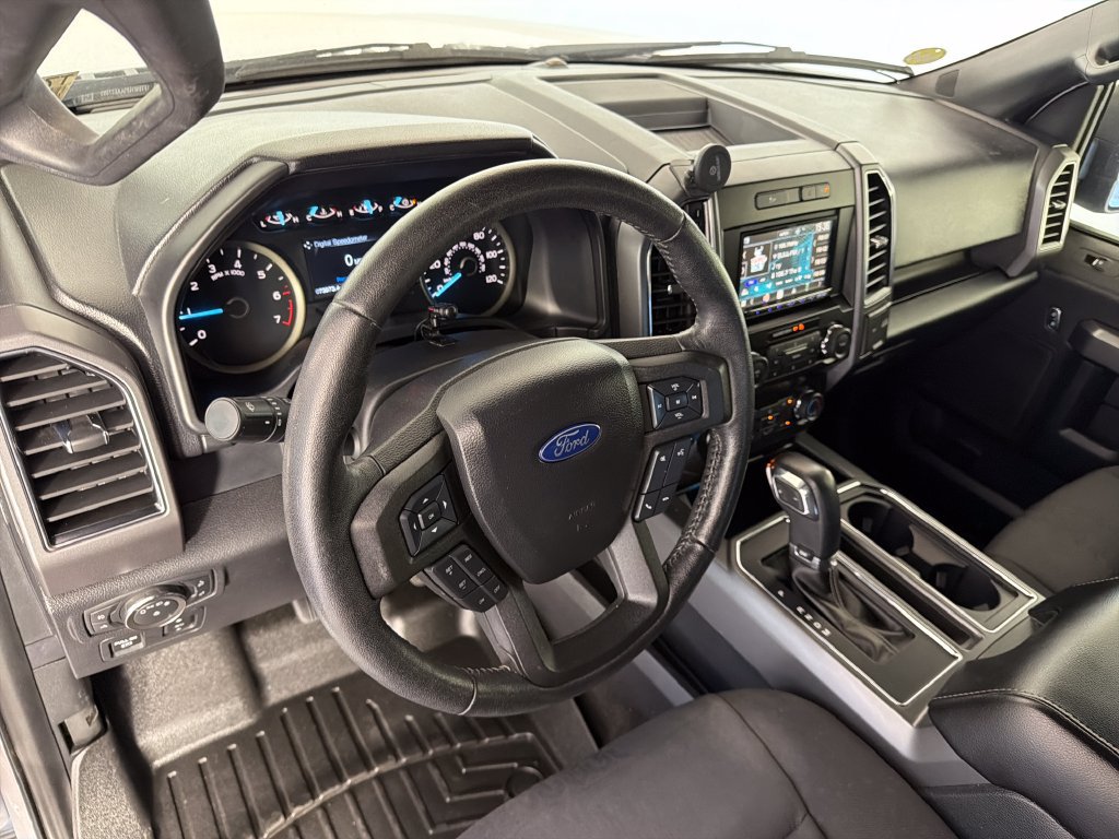 Used 2020 Ford F150 XLT w/ Equipment Group 302A Luxury AWD/4WD image 13