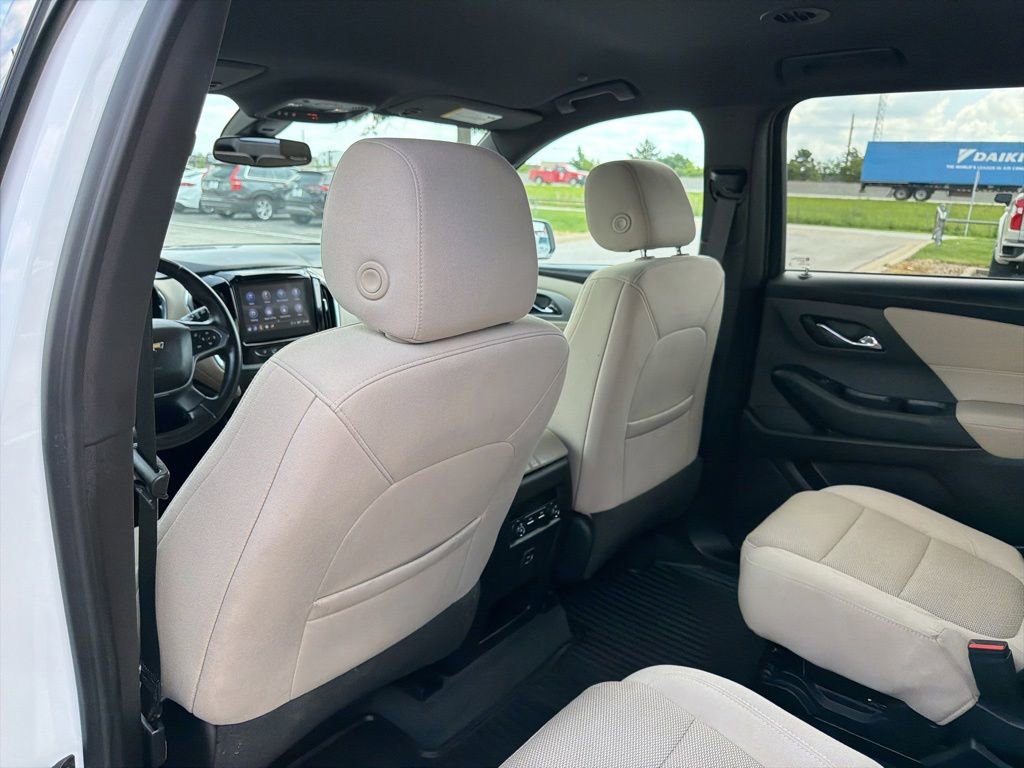 Used 2022 Chevrolet Traverse LT AWD/4WD image 18