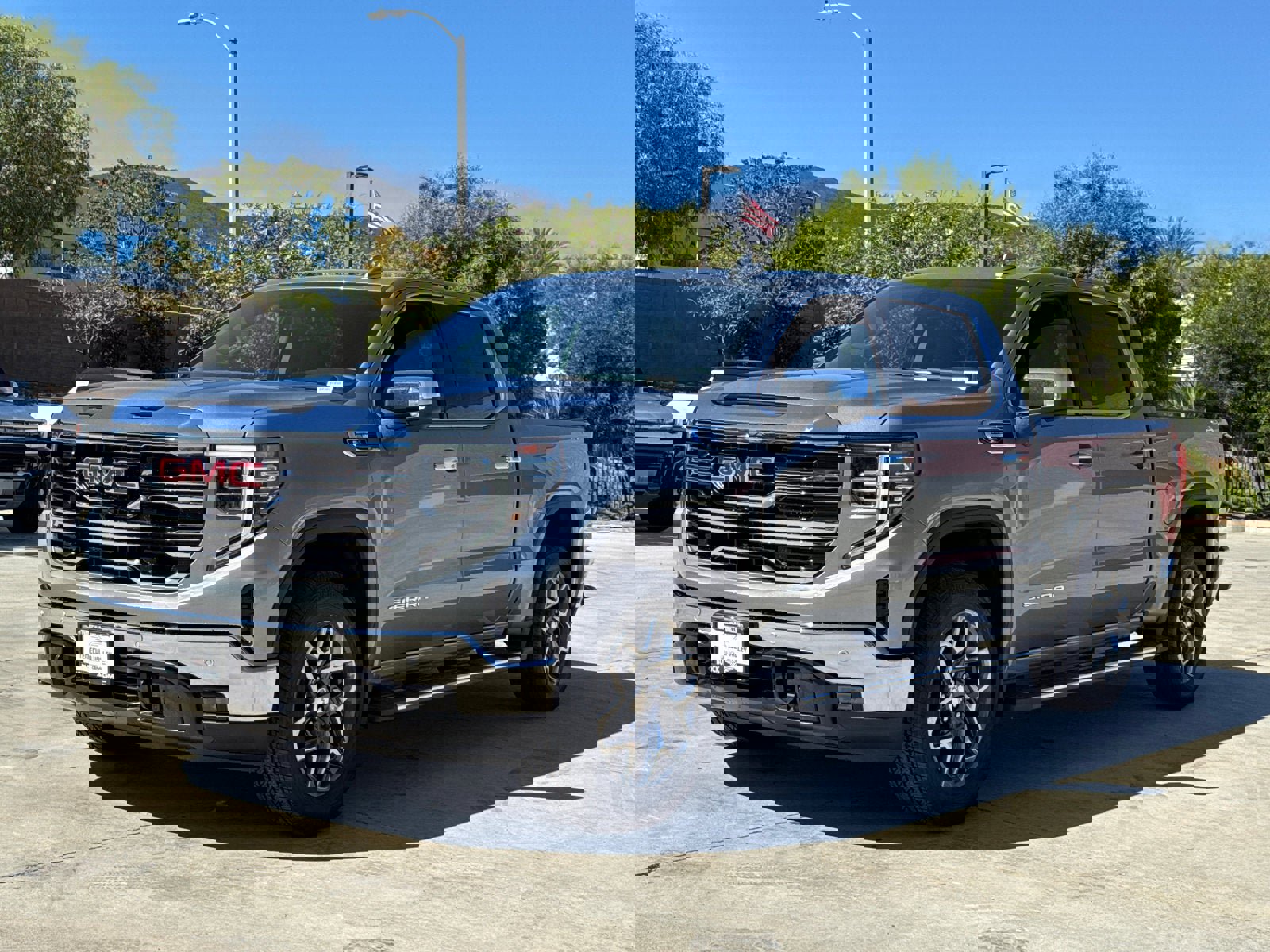 New 2026 GMC Sierra 1500 SLT w/ SLT Premium Plus Package image 4