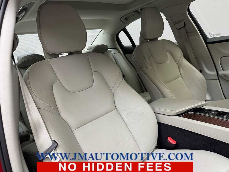 Used 2020 Volvo S60 T5 Momentum FWD image 21